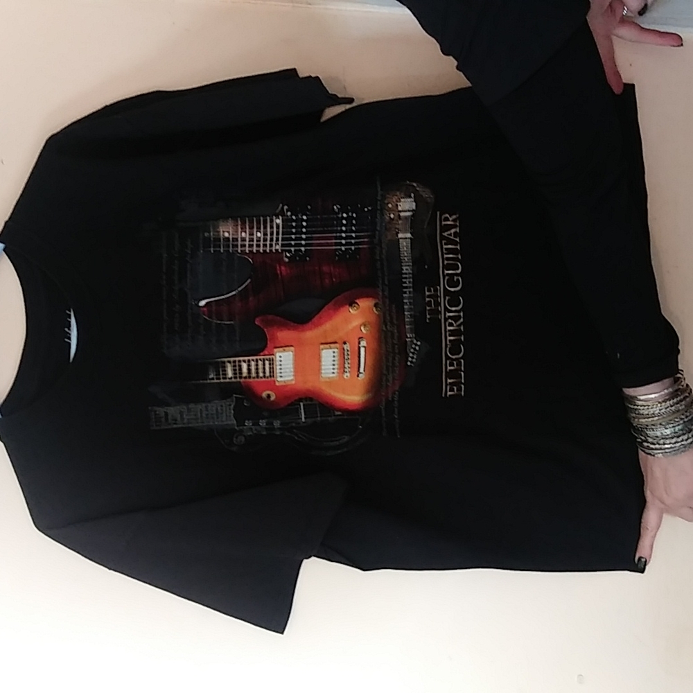Electric Guitar shirt Musician Guitarist Music lover shirt - Picture 1 of 4
